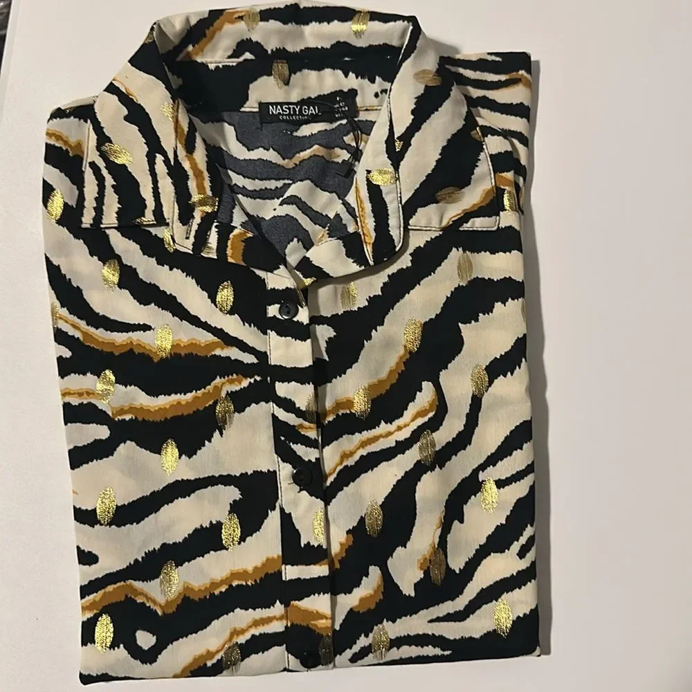 Nasty Gal You Herd Me Oversized Long Zebra Blouse Size 8